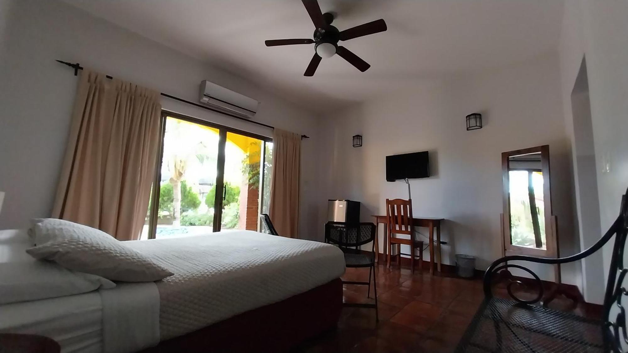 Hotel Jardin Garden De Granada Nicaragua 部屋 写真