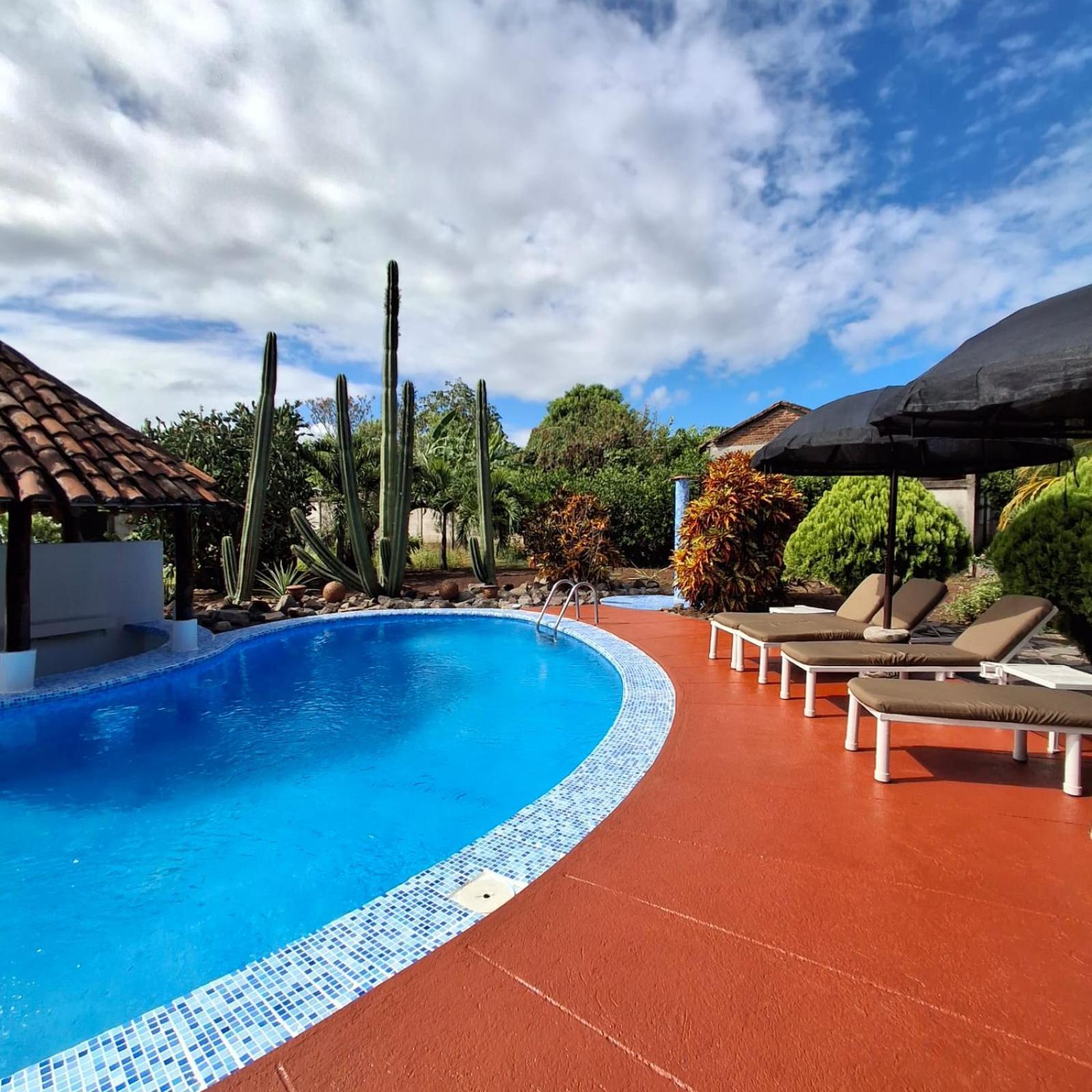Hotel Jardin Garden De Granada Nicaragua 部屋 写真