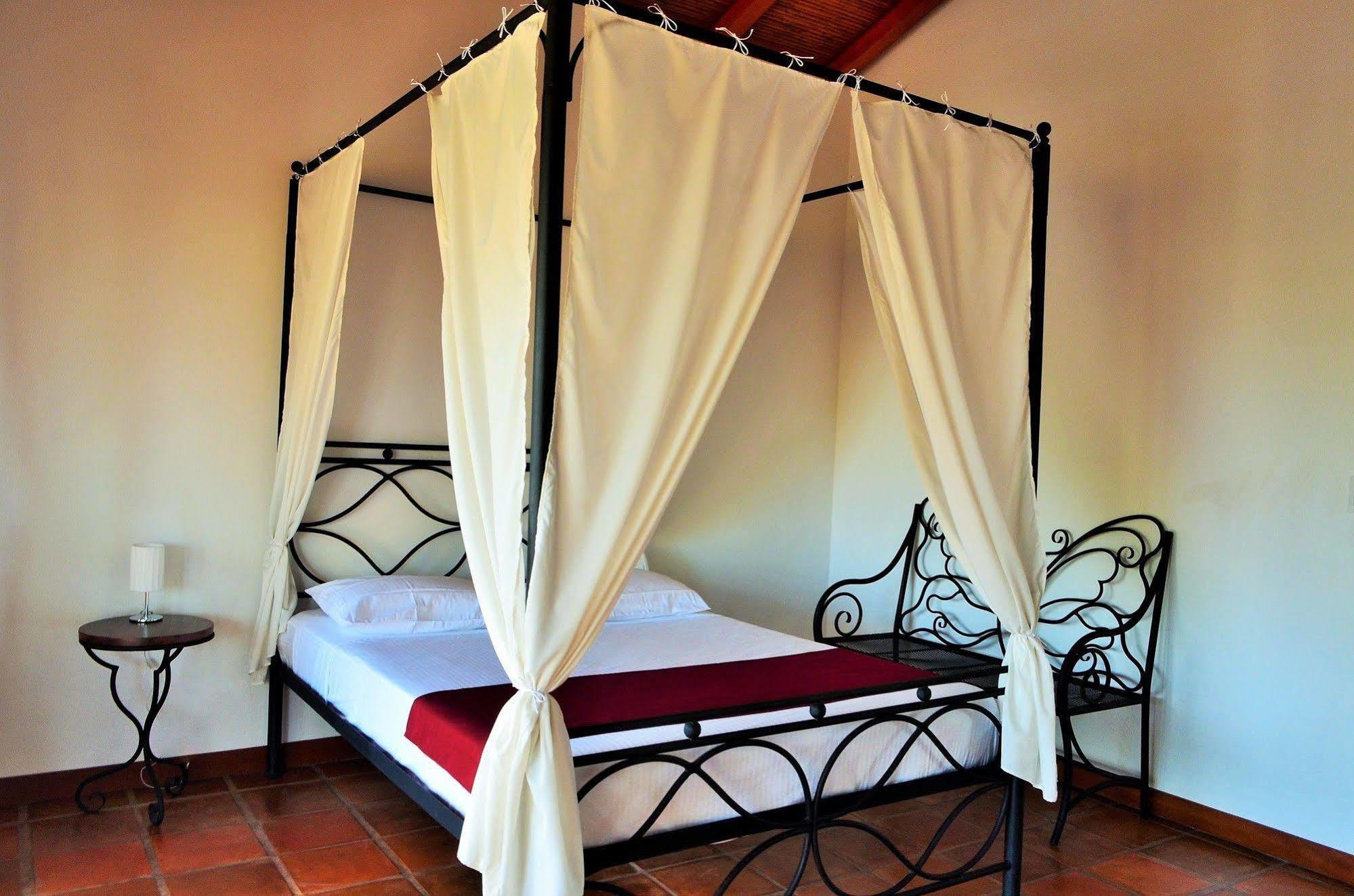 Hotel Jardin Garden De Granada Nicaragua エクステリア 写真